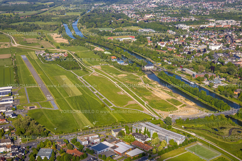 Hamm230506689 | Luftbild, Erlebensraum Baustelle, Flugplatz Liepewiesen, Fluss Lippe und Datteln-Hamm-Kanal, Kläranlage Hamm Mattenbecke, Schleuse Hamm, Stadtbezirk Heessen, Hamm, Ruhrgebiet, Nordrhein-Westfalen, Deutschland