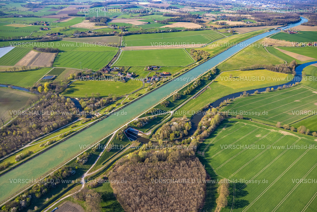 Olfen250404980 | Luftbild, Naturpark Hohe Mark, Datteln-Ems-Kanal Kanalüberführung und Fluss Stever, Olfen-Kirchspiel, Olfen, Münsterland, Nordrhein-Westfalen, Deutschland
