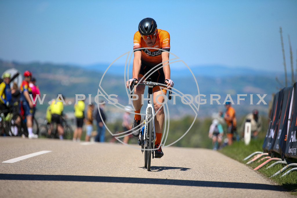 ..... | Wels, 23.04.2026, Kirschblüten Radrennen 2026 , Image shows: Photo: Wapics / Willdoner Andreas