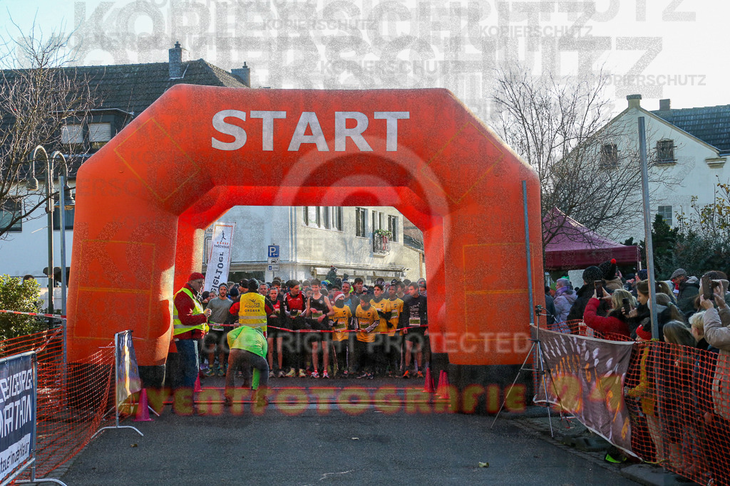 241201_1024_EX1_8080 | Sportfotografie im Rhein-Sieg Kreis, Köln, Bonn, NRW, Rheinland Pfalz, Hessen, etc. Unser Tätigkeitsfeld umfasst den Laufsport vom Volkslauf über den Marathon, Duathlon, Triathon bis zum Ultralauf wie Kölnpfad Ultra oder Schindertrail.