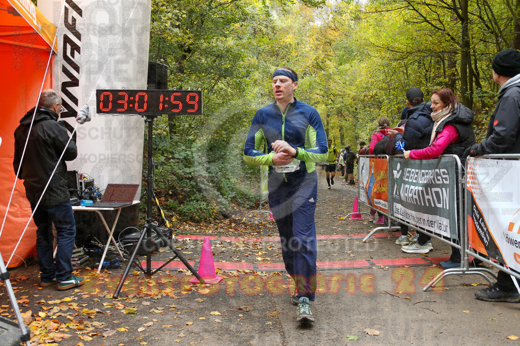 251026_1303_EX1_2366 | Sportfotografie im Rhein-Sieg Kreis, Köln, Bonn, NRW, Rheinland Pfalz, Hessen, etc. Unser Tätigkeitsfeld umfasst den Laufsport vom Volkslauf über den Marathon, Duathlon, Triathon bis zum Ultralauf wie Kölnpfad Ultra oder Schindertrail.