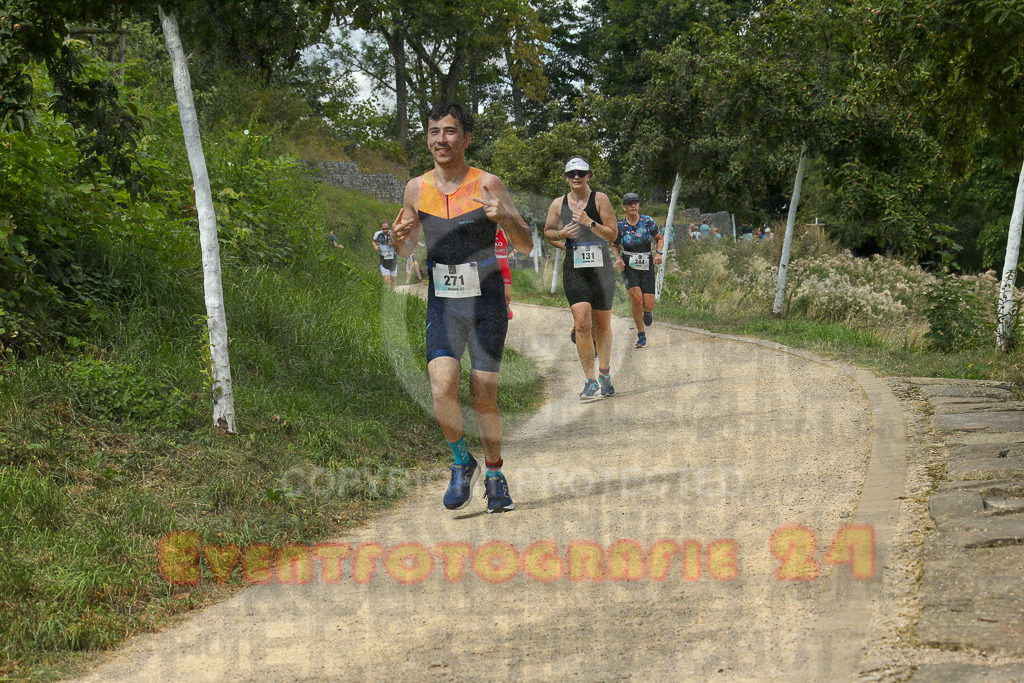 250824_1343_EX1_3394 | Sportfotografie im Rhein-Sieg Kreis, Köln, Bonn, NRW, Rheinland Pfalz, Hessen, etc. Unser Tätigkeitsfeld umfasst den Laufsport vom Volkslauf über den Marathon, Duathlon, Triathon bis zum Ultralauf wie Kölnpfad Ultra oder Schindertrail.