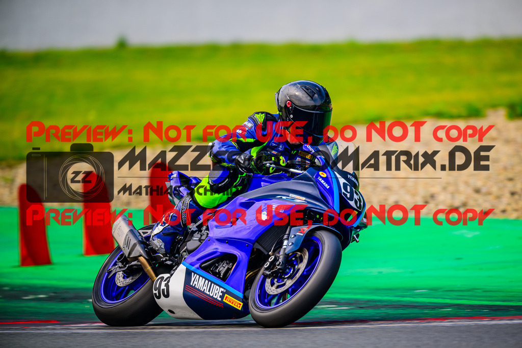 MaZZes_FotoMatrix_240601_6007705_9200 | R7