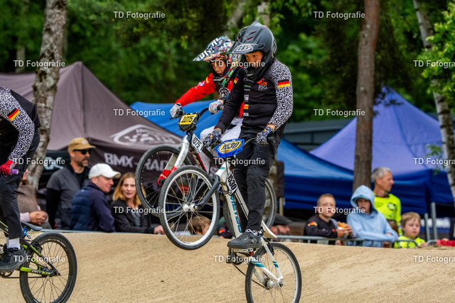 BayBMX2026-05649 | Fotogalerie von Thomas Dettweiler mit Eventbildern und lizenzfreien Fotos. Perfekt als Wandbild, für Büro, Website oder private Nutzung. - Realisiert mit Pictrs.com