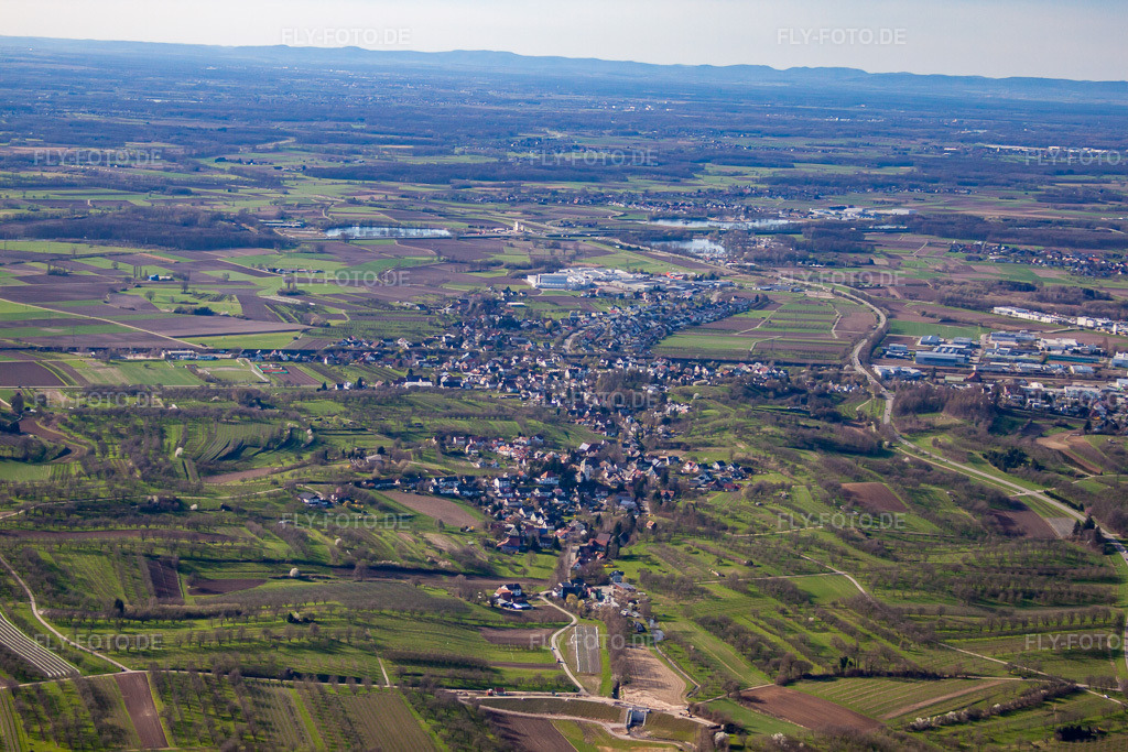 Luftbild: Ortsansicht von Osten im Ortsteil Ulm in Renchen im Bundesland Baden-Württemberg in Deutschland. Foto: IMG_56297.jpg vom 14.04.2013 durch Werner Riehm/FLY-FOTO.de