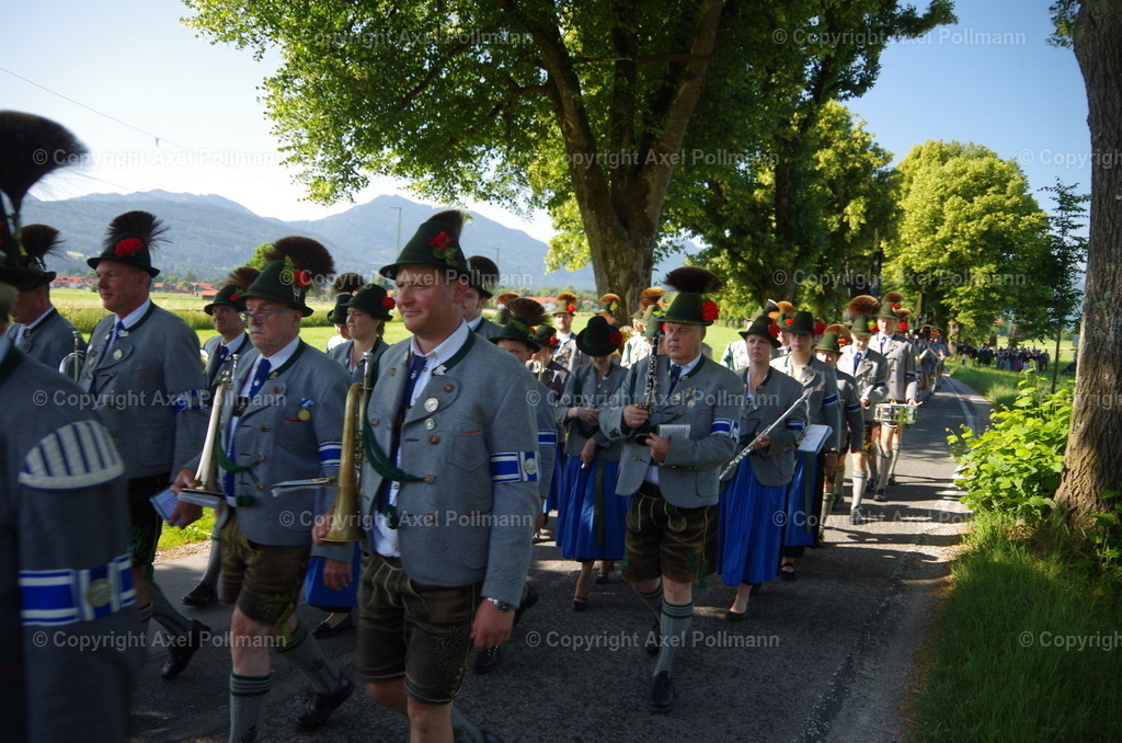 IMGP4820 | fotografiert von Axel PollmannLeonhardi Wallfahrt Benediktbeuern und Murnau, Fronleichnam, Fasching, Landschaft im Loisachtal und Benediktbeuern  - Realisiert mit Pictrs.com