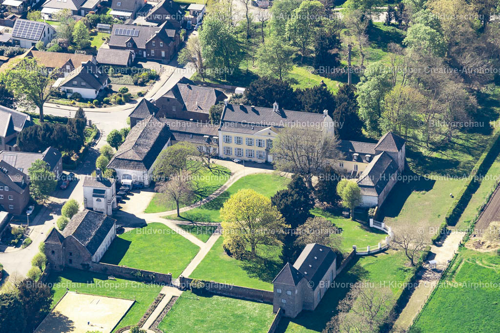 Luftbilder Rheinberg-Ossenberg-0571 | Luftaufnahme Schloßpark im Ortsteil Ossenberg in Rheinberg - Realisiert mit Pictrs.com