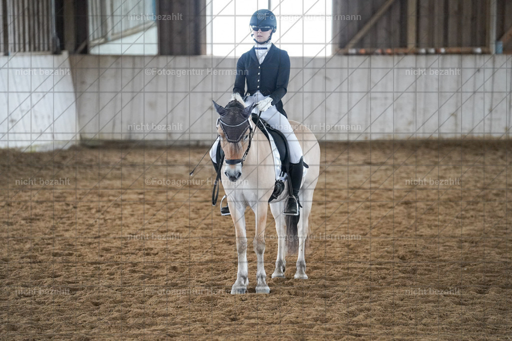 20230520-FAH05213 | Frühjahrsturnier, Landsberg am Lech, 2023, Reitclub Landsberg, Turnierbilder, Fotos Turnier Landsberg, Fotoagentur Herrmann, Turnierfotografen Bayern, Reitsport Fotograf, Pferde Fotograf