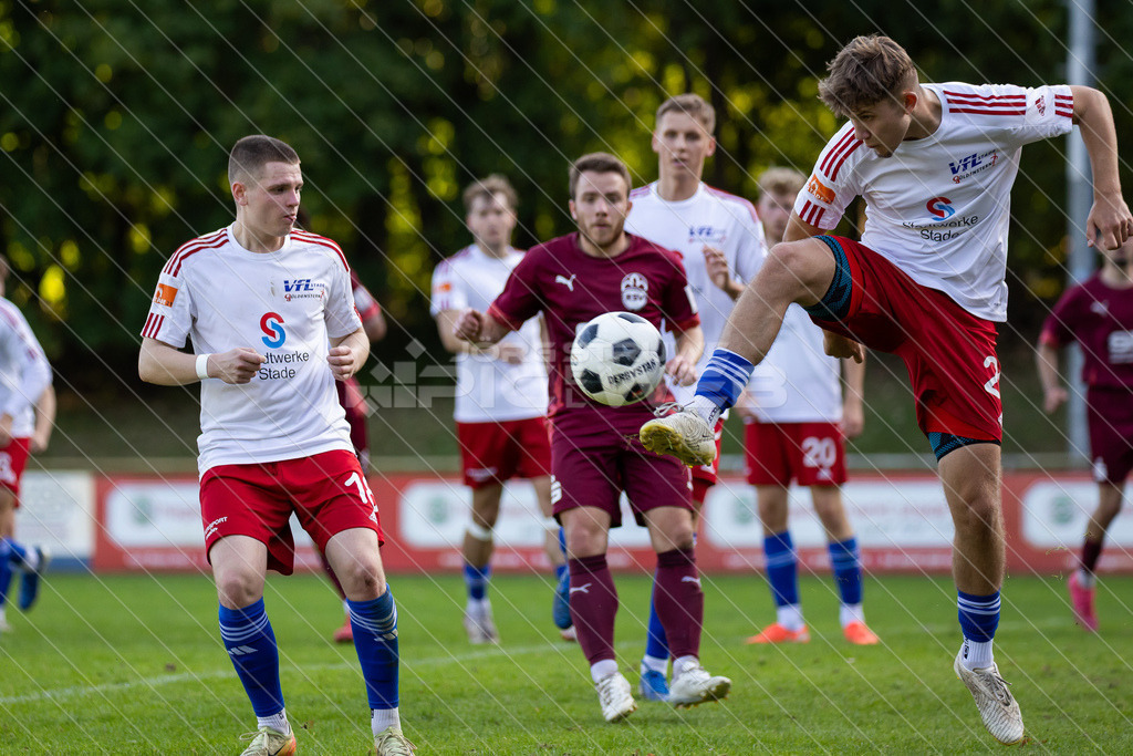 20250928_Picselweb-Fotografie_1R3_2717 | Spielszenen aus dem Spiel VfL Güldenstern Stade - Rotenburger SV. Ergebnis 0:3 - Realisiert mit Pictrs.com