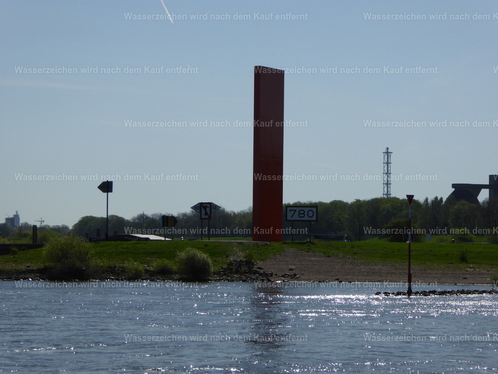 P1010972 | Entdecken Sie die faszinierende Welt von Norbert Michels: Surreale Kunstwerke, hochwertige Fotos, Leinwandbilder & Fotoprodukte wie Tassen mit bild7 - Realisiert mit Pictrs.com