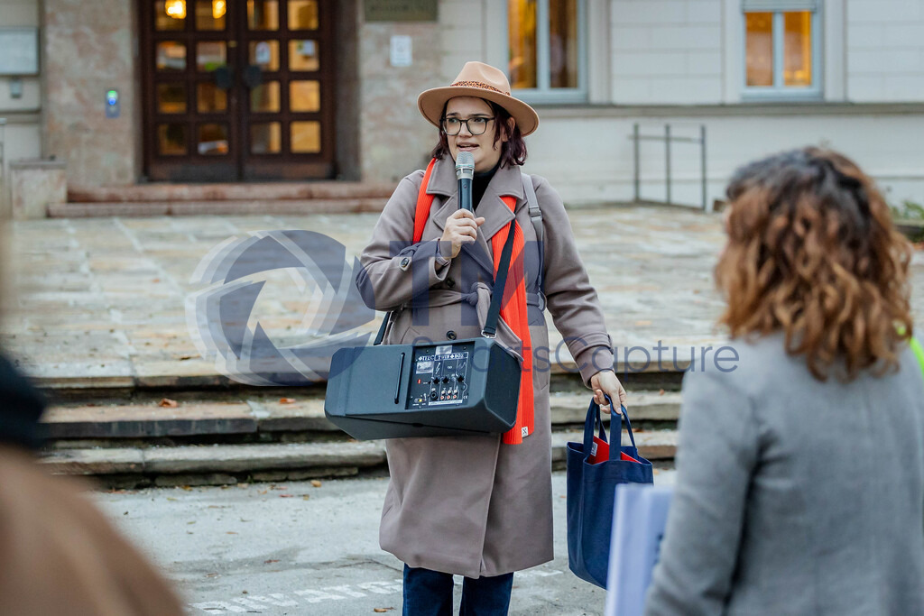 R06_2723 | 29.NOV.24-Protestmarsch gegen Gewalt-Copyright: Katholische Kirche Kärnten/Denk Dich Neu/Trainproduction/Matthias Trinkl