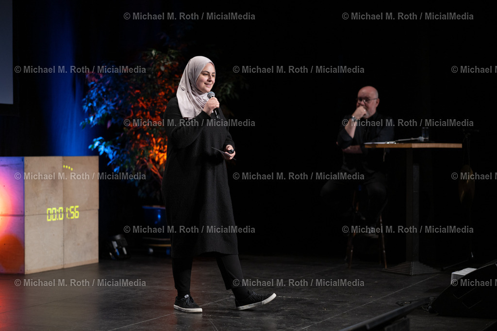 mici-yo-20240423-192315NZ8_0627 | MicialMedia Fotos