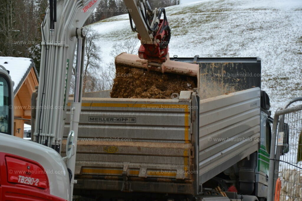 bib-lg02-erdarbeiten-0233 | Nach LV-Leistungsgruppen sortierte Detailfotos über den Bau eines Hauses. Alle Hausbau-Bilder direkt vom Urheber und Autor der Website Haus-Selber-Bauen.com