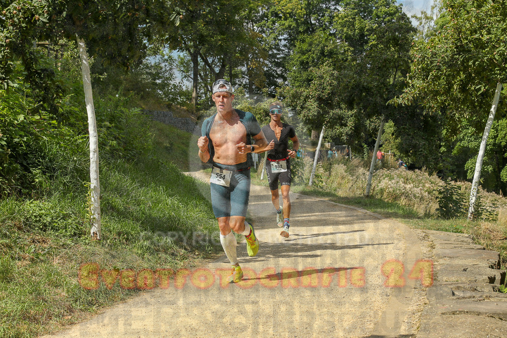 250824_1410_EX1_5272 | Sportfotografie im Rhein-Sieg Kreis, Köln, Bonn, NRW, Rheinland Pfalz, Hessen, etc. Unser Tätigkeitsfeld umfasst den Laufsport vom Volkslauf über den Marathon, Duathlon, Triathon bis zum Ultralauf wie Kölnpfad Ultra oder Schindertrail.