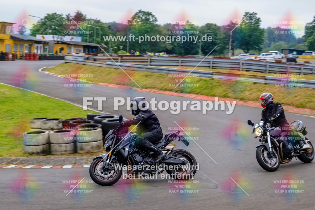 OBK-5857 | Hier findet Ihr Bilder von Touristenfahrten auf der Nürburgring Nordschleife oder von anderen Veranstaltungen die ich besucht habe. Viel Spass beim Durch Schauen 