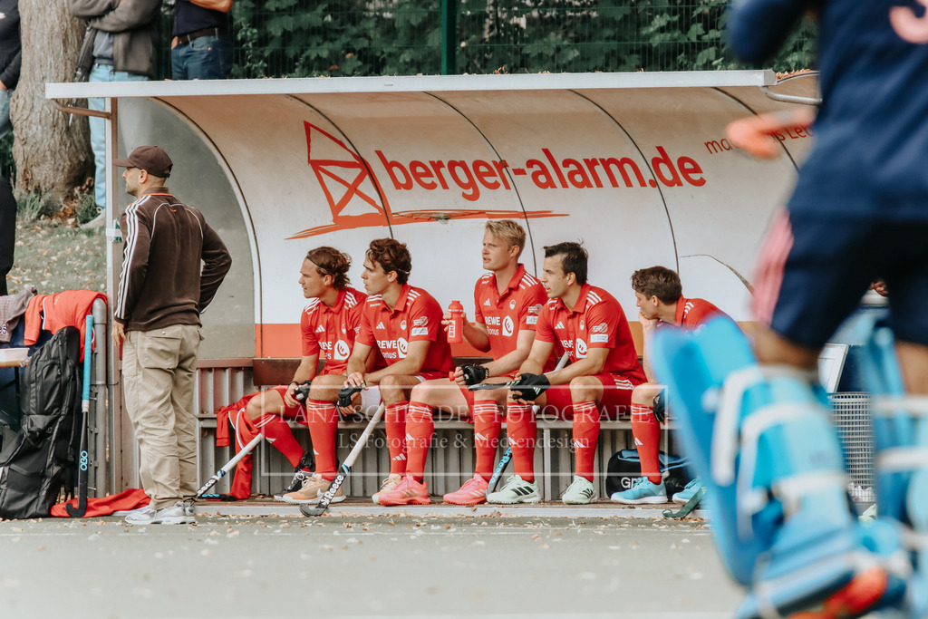 Herren_Bundesliga_02_F_RWK-UHC_21.09.25_Köln (200 von 471) | lanaschraderfotografie - Realisiert mit Pictrs.com