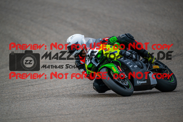 MaZZes_FotoMatrix_240503_6007705_6897 | STK1000