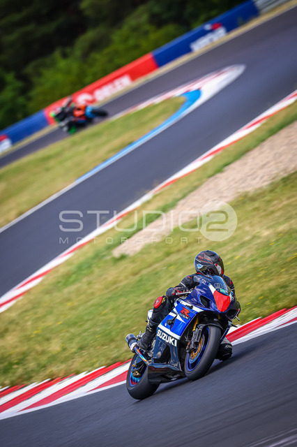 0098-260702MM-024_98 | Deine Full-Service-Agentur für ✔️Videoproduktionen und ✔️Motorsportfotografie Jetzt Angebot anfragen!