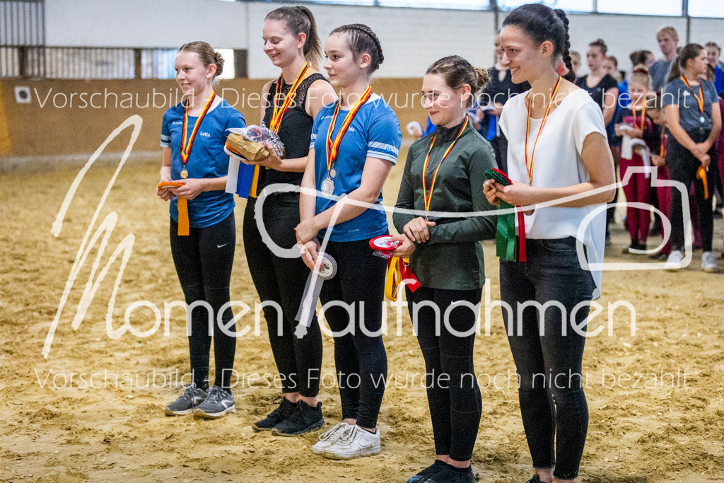 Platzierung5+6+7+NS-017 | MomenTaufnahmen Pferdesportfotos