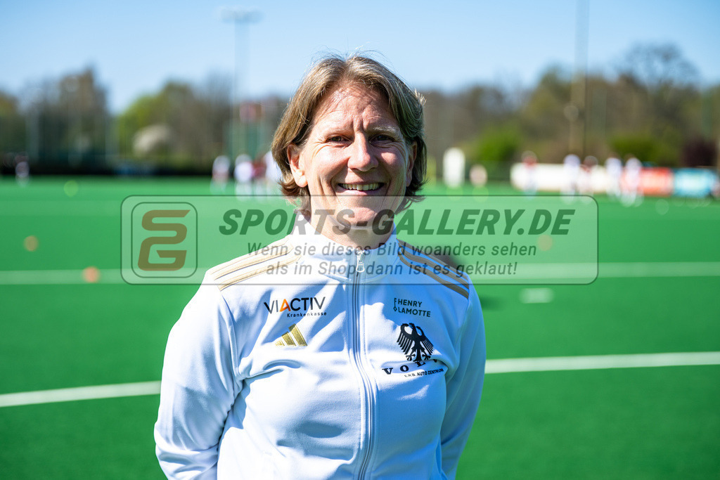 AKa BHC Damen Alster 1-5 12.04.25 SG-1196 | Hockey,Sport,Fieldhockey,1.Bundesliga,2.Bundesliga,Sportfotografie,Shop,Sportphotography,Feldhockey,Hockeyliga