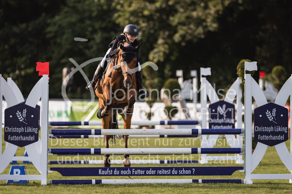 230713_LC_StilA-960 | Deine schönsten Turniermomente als professionelle Fotos! Entdecke hochwertige Pferdesport-Fotografie im Online-Shop. Jetzt Fotos finden & bestellen!