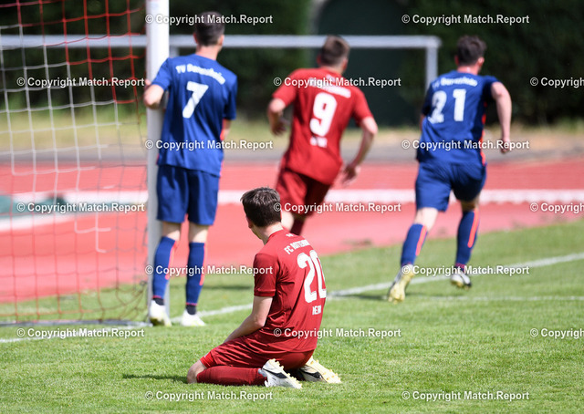 Fussball Landesliga FC Rottenburg | Fussball 2021/2022    28.05.2022Landesliga FC Rottenburg - TV DarmsheimEntaeuschung FC Rottenburg , Michael Merk (Boden)FOTO: ULMER PressebildagenturxxNOxMODELxRELEASExx
