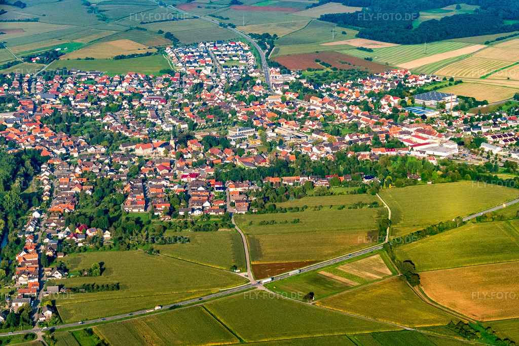 Luftbild: Ortsansicht von Südwesten im Ortsteil Freistett in Rheinau im Bundesland Baden-Württemberg in Deutschland. Foto: P1010003.jpg vom 15.09.2014 durch Werner Riehm/FLY-FOTO.deAuflösung des Originals: 5472 x 3648 px