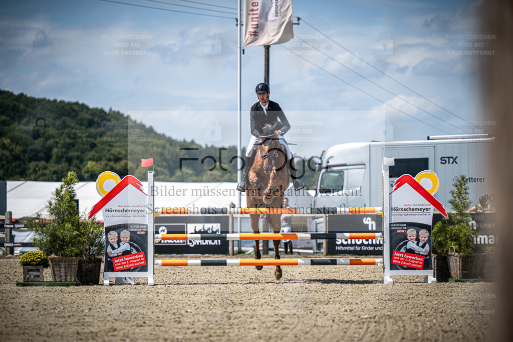 DOS_3601 | Entdecke hochwertige Reitturnierfotos von Foto Oger. Professionell, emotional und authentisch – jetzt Lieblingsmomente im Shop bestellen. - Realisiert mit Pictrs.com