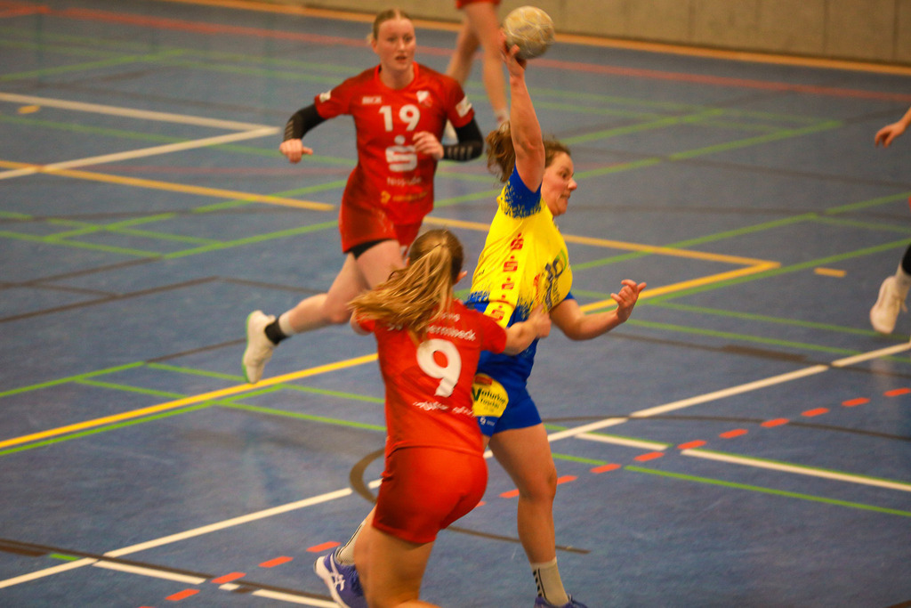 SvSchermbeck_SVN_061225_141 | Bildergalerie von Sport-Ereignissen aber auch von weiteren spannenden Dingen - nicht nur vom Niederrhein. In Anlehnung an den bekannten Spruch von Hanns Dieter Hüsch heißt das Motto: "Niederrhein ist überall".  - Realisiert mit Pictrs.com