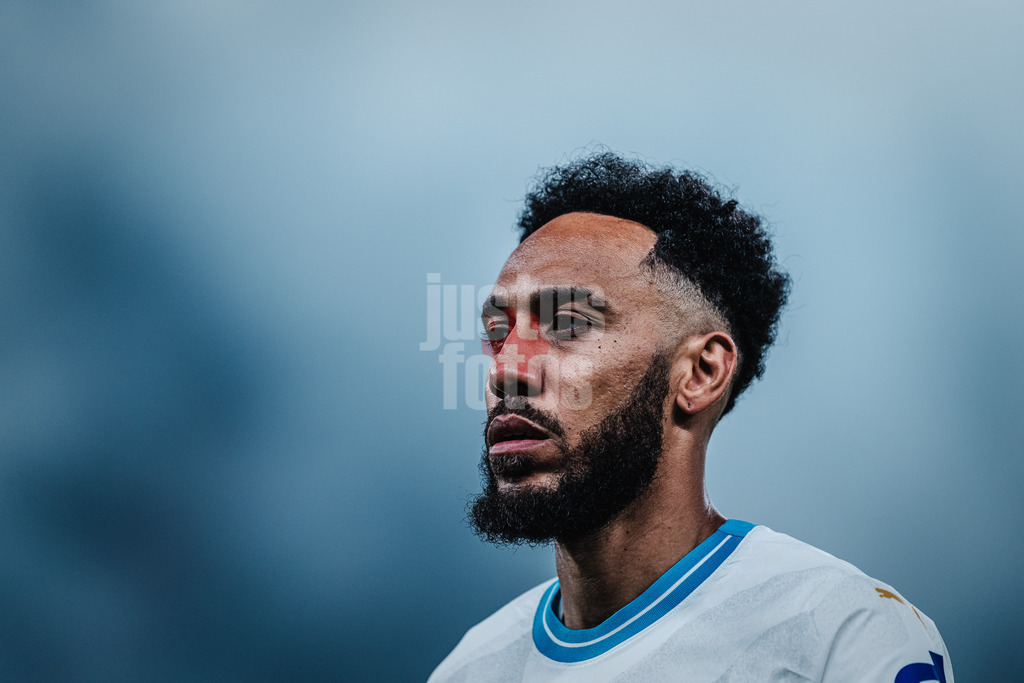 Fußball | Herren | Saison 2023/2024 | Play-Offs Europa League | FC Shakhtar Donetsk (UKR) vs. Olympique Marseille (FRA) | 15.02.2024 | Portrait von Pierre-Emerick Aubameyang (#10, Olympique Marseille)