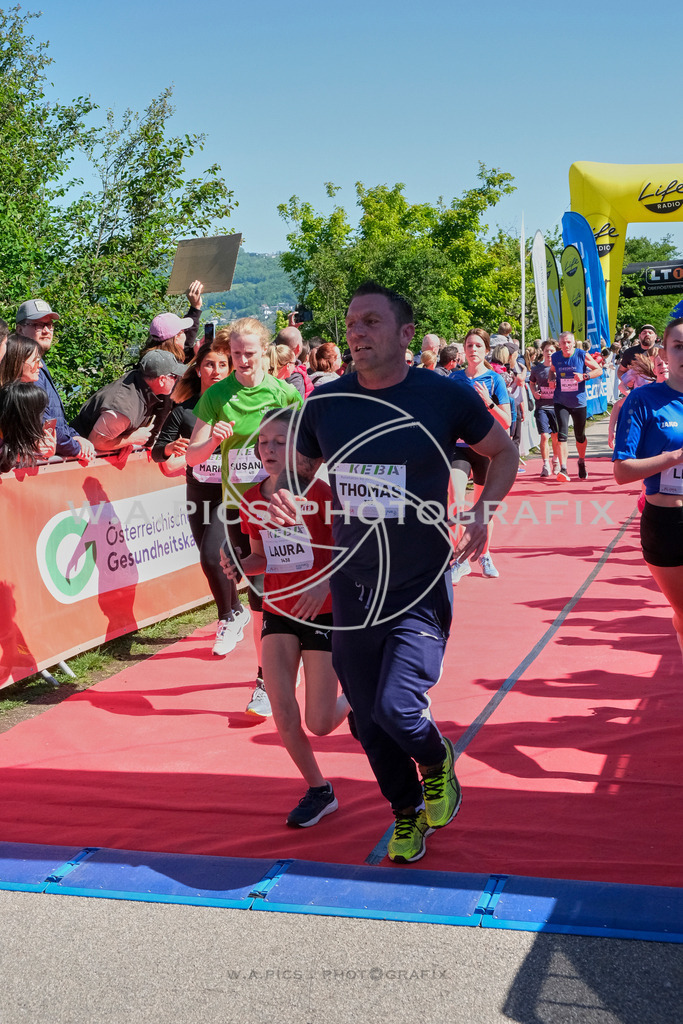 ..... | LINZ,AUSTRIA,27.April 24, Int. 3 Brückenlauf Linz  , Image shows: Photo: WAPICS / Michael ring