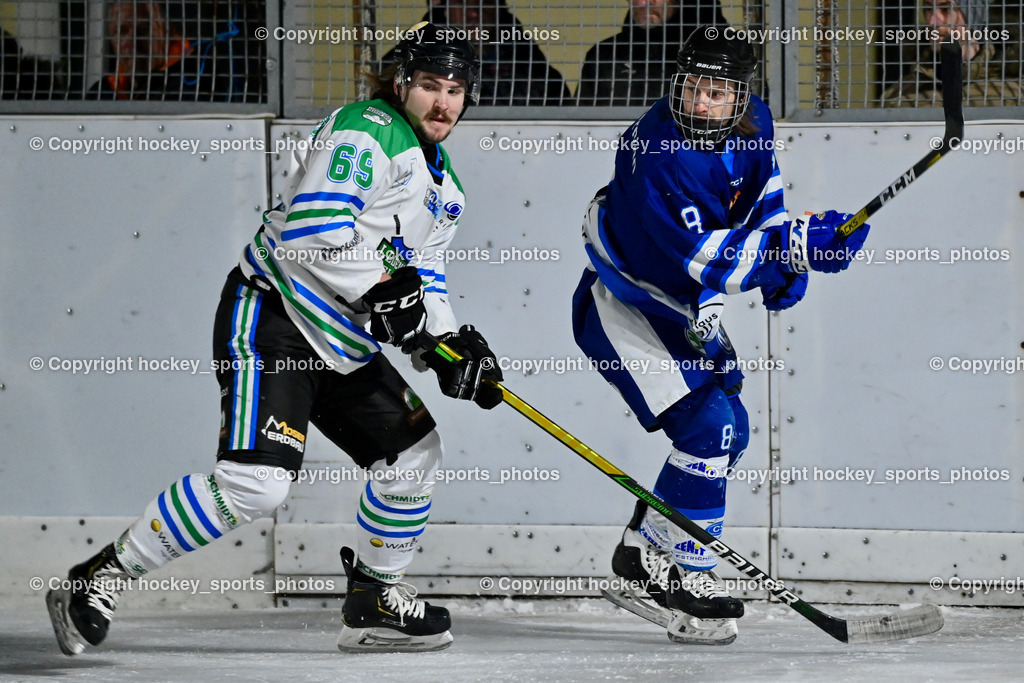 EC Tigers Paternion vs. EC Feld am See Ledenitzen | #69 Preissegger Fabian Feld am See Ledenitzen, #8 Wappis Christof EC Tigers Paternion, EC Tigers Paternion vs. EC Feld am See Ledenitzen, EC Tigers Paternion vs. EC Feld am See Ledenitzen am 19.01.2025 in Villach (Eisplatz Paternion), Austria, (Photo by Bernd Stefan)