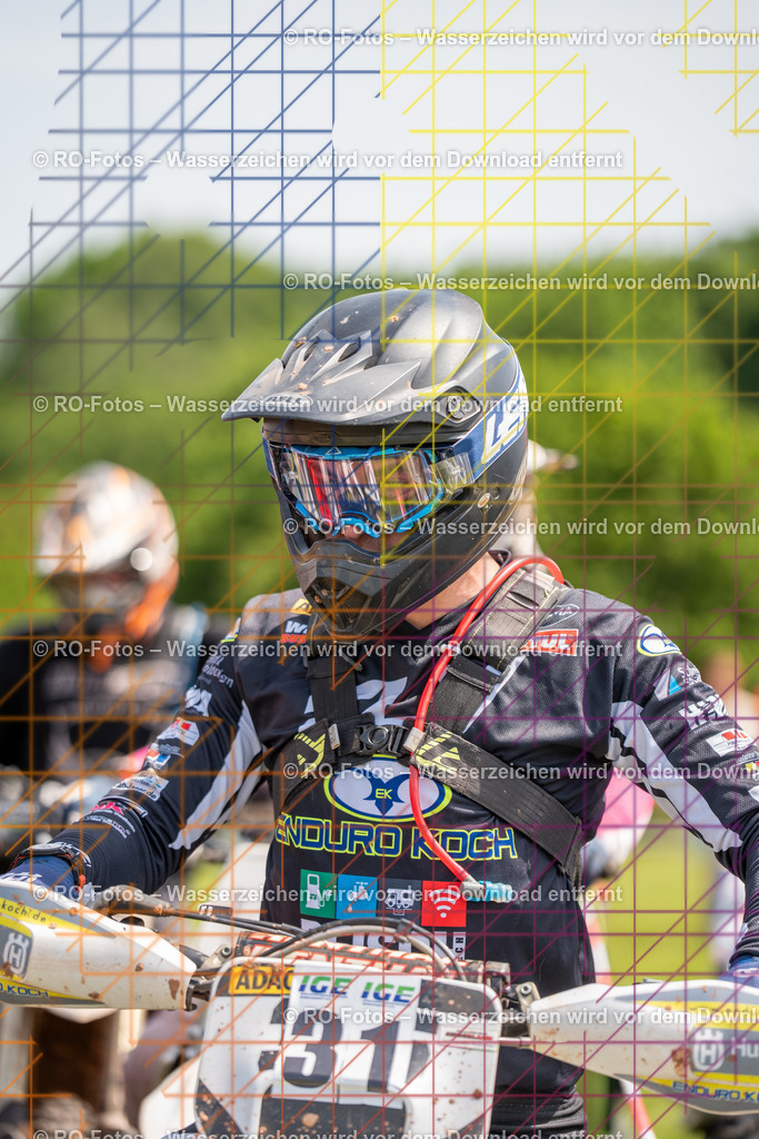 Wolfshausen 5 Lauf -71 | Sportfotografie von RO-Fotos: Motorsport, Motocross, Enduro, Laufveranstaltungen und Triathlon. Professionelle Fotos von Sportlern und Events. - Realisiert mit Pictrs.com