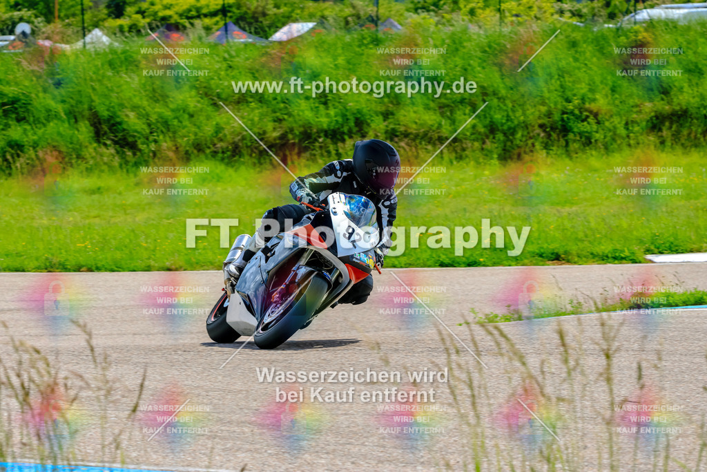 MotoTeam-0331 | Hier findet Ihr Bilder von Touristenfahrten auf der Nürburgring Nordschleife oder von anderen Veranstaltungen die ich besucht habe. Viel Spass beim Durch Schauen 