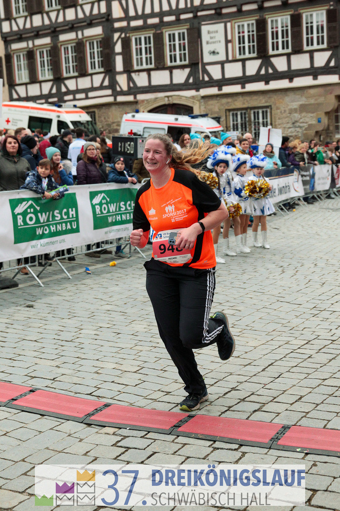 VR Bank Hauptlauf 10000m | 3 Koenigslauf 2023 - Realisiert mit Pictrs.com