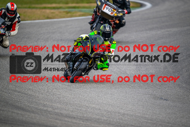 MaZZes_Fotomatrix_20240317_6007705_0408 | Fotograf Mathias Schmid
Sportfotograf,
Eventfotograf,
Hochzeitsfotograf,
Portraitfotograf