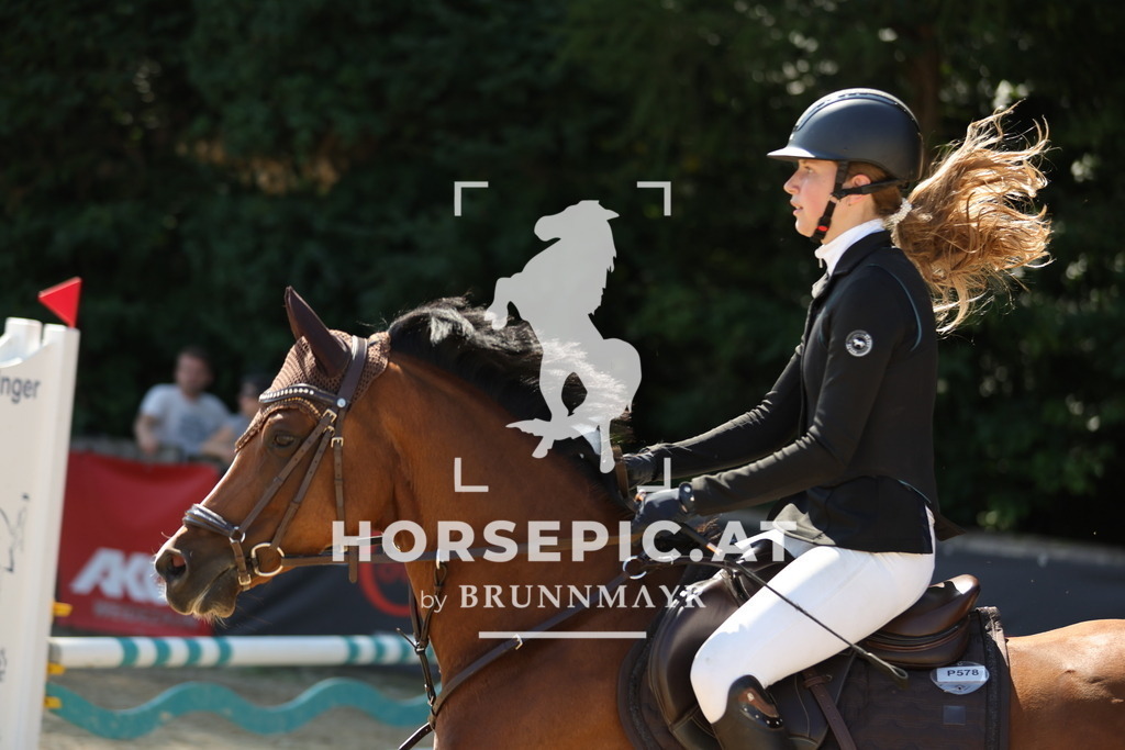 0P6A5723 | Willkommen bei Brunnmayr - Design & Fotografie – Ihrem Spezialisten für Reitturniere und Pferdeveranstaltungen in Oberösterreich, Salzburg und Bayern! Seit über 17 Jahren sind wir leidenschaftlich dabei.