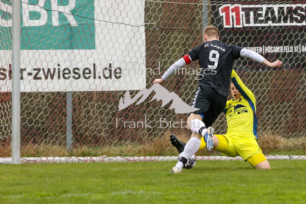 OE7A4139 | Niedermeier scheitert an Torwart Kroiß