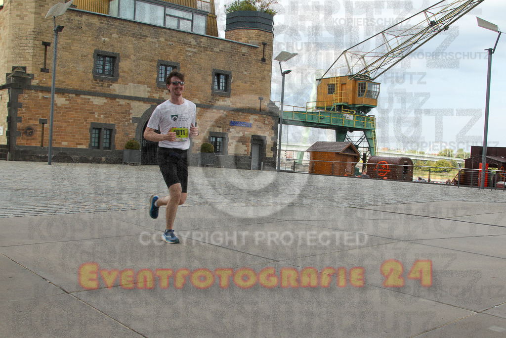 250920_1527_EV4_8876 | Sportfotografie im Rhein-Sieg Kreis, Köln, Bonn, NRW, Rheinland Pfalz, Hessen, etc. Unser Tätigkeitsfeld umfasst den Laufsport vom Volkslauf über den Marathon, Duathlon, Triathon bis zum Ultralauf wie Kölnpfad Ultra oder Schindertrail.
