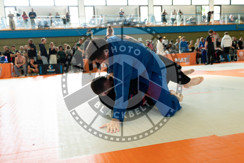 20240915PBB1897 | Athletes compete during the Grappling Industries’ grappling and Brazilian jiu-jitsu competition in Berlin, on September 15, 2024.