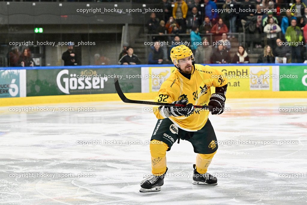 KSV KÄNGURUS vs. EHC Lustenau | #32 Stefan Daniel EHC Lustenau, KSV KÄNGURUS vs. EHC Lustenau, KSV KÄNGURUS vs. EHC Lustenau am 14.03.2026 in Kapfenberg (Sportzentrum Kapfenberg), Austria, (Photo by Bernd Stefan)