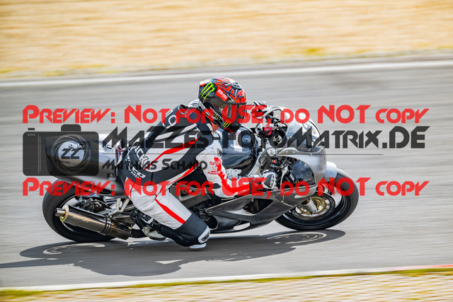 MaZZes_FotoMatrix_230719_1181 | GRUEN