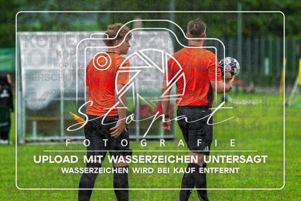 U17 Kreispokal Finale HK - SV Soltau vs. SG Fulde | Oliver Curth (Schiedsrichter), Paul Meyer (Schiedsrichterassistent); U17 Kreispokal Finale HK - SV Soltau vs. SG Fulde am 07.06.2026 in Sportplatz Alter Schulweg, Schülern - Realisiert mit Pictrs.com
