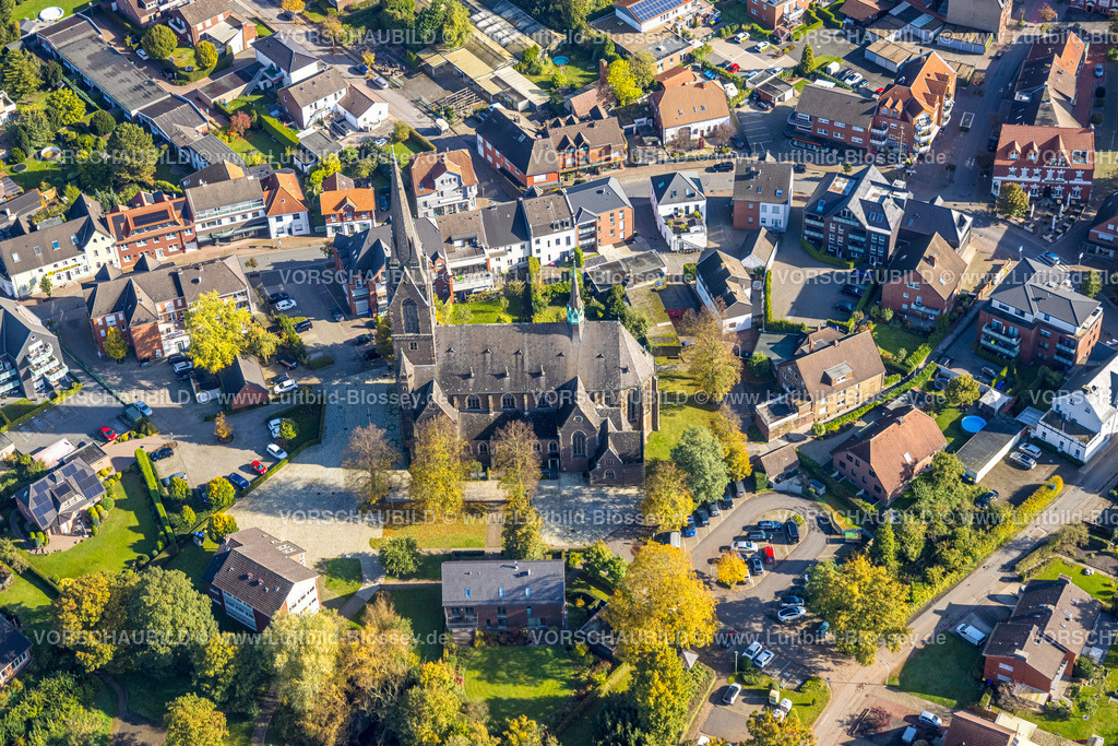 Selm241011653 | Luftbild, Stadtzentrum mit kath. Pfarrkirche St. Ludger, Selm, Münsterland, Nordrhein-Westfalen, Deutschland