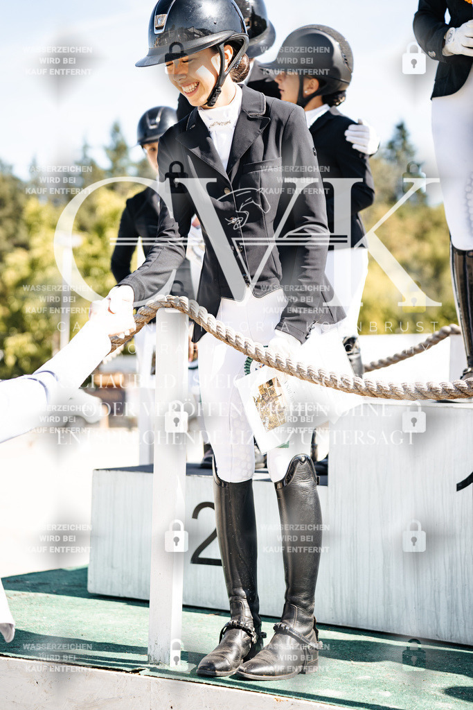 CK704920 | Turnierfotografie Pferdefotografie Trier Rheinland-Pfalz Pferdesport Reitsport Tierfotografie Sportfotografie Pferdevideo Pferdevideografie Equestrianvideography equestrianphotography  - Realisiert mit Pictrs.com