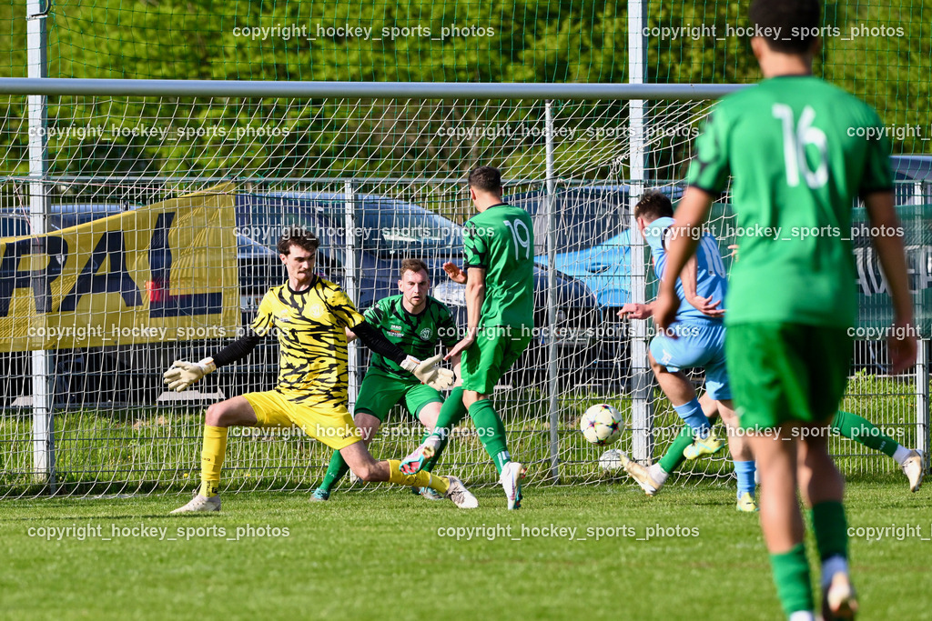 SC Landskron vs. SVG Bleiburg | #22 Alexander Jürgen Pöschl SC Landskron, #18 Alexander Reichmann SC Landskron, #19 Philipp Ronacher SC Landskron, SC Landskron vs. SVG Bleiburg, SC Landskron vs. SVG Bleiburg am 28.04.2024 in Villach (Sportzentrum Landskron), Austria, (Photo by Bernd Stefan)