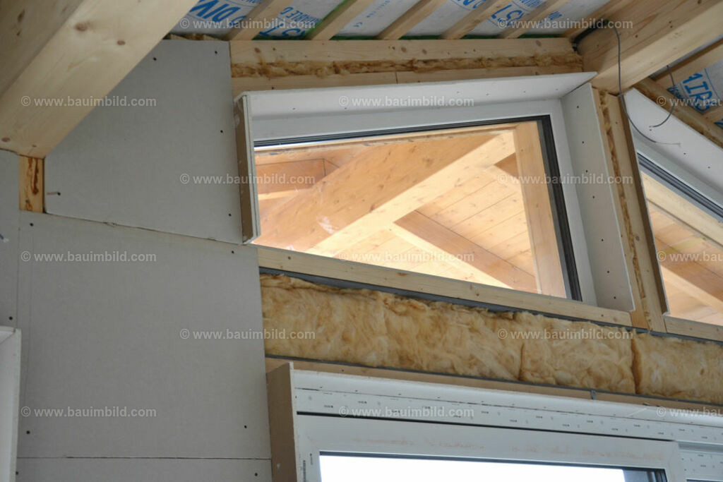 bib-lg18-putzarbeiten-0171 | Nach LV-Leistungsgruppen sortierte Detailfotos über den Bau eines Hauses. Alle Hausbau-Bilder direkt vom Urheber und Autor der Website Haus-Selber-Bauen.com