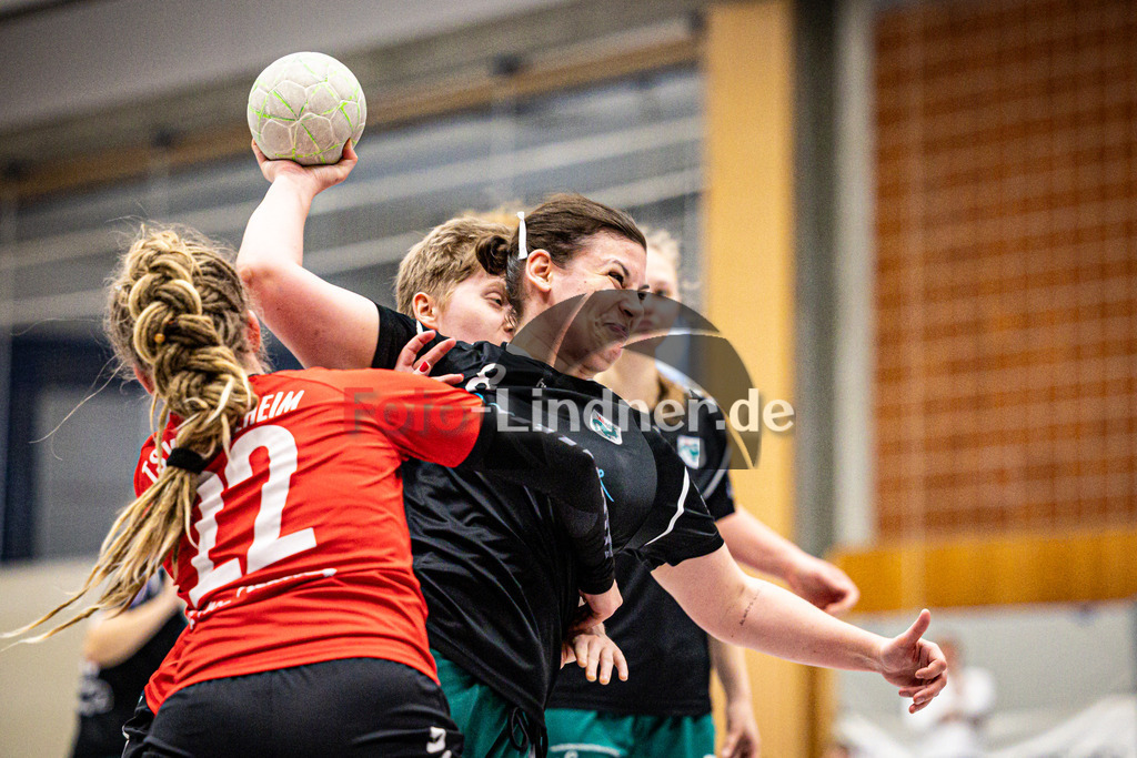 TSV Weilheim gegen TSV Murnau | Handball Bezirksoberliga Frauen Alpenvorland 2024/25, TSV Weilheim gegen TSV Murnau, 20250330,Selina MIKULLA (TSV Murnau 8) in Aktion,2025-03-30 in Weilheim (Weilheim, Am Hardt), Selina MIKULLA (TSV Murnau 8)Copyright: WolfgangxLindner www.foto-lindner.de