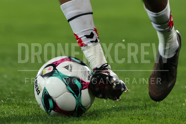TSV Egger Glas Hartberg vs SV Oberbank Ried – Austrian Bundesliga Match | The image shows soccer shows with ball, at the Bundesliga match TSV Hartberg vs SV Ried at Profertil Arena Hartberg. 22.11.2025