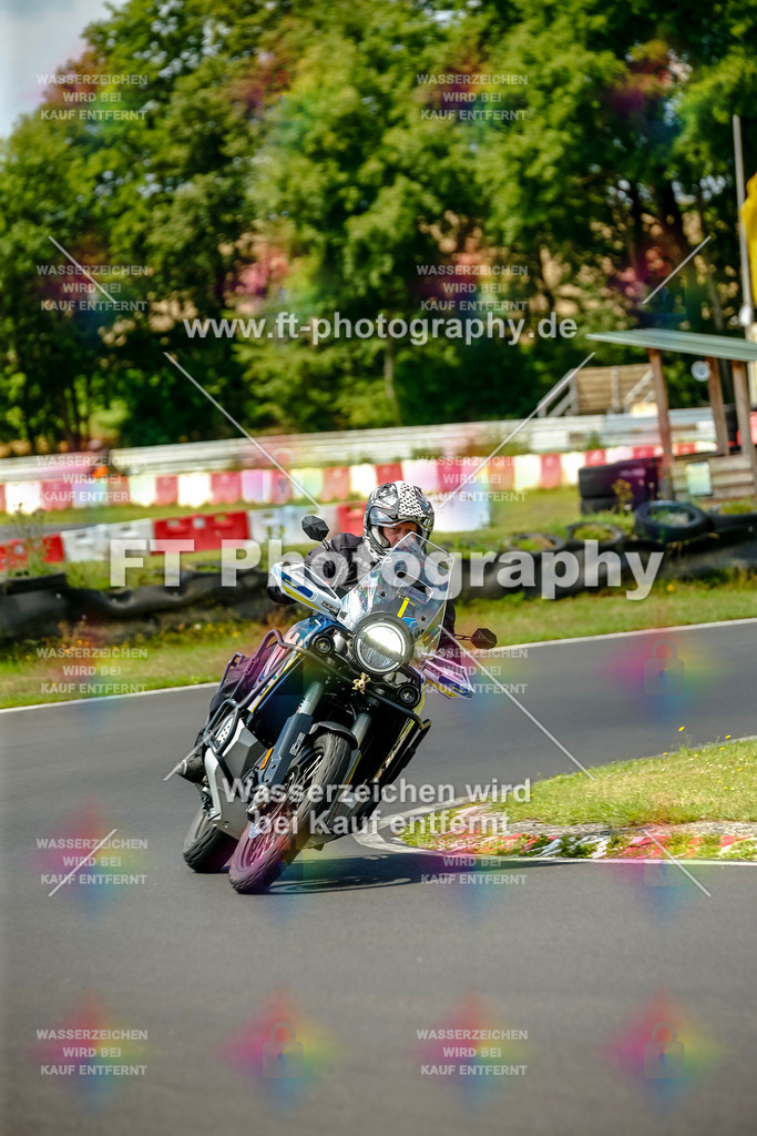 VBK-4874 | Hier findet Ihr Bilder von Touristenfahrten auf der Nürburgring Nordschleife oder von anderen Veranstaltungen die ich besucht habe. Viel Spass beim Durch Schauen 